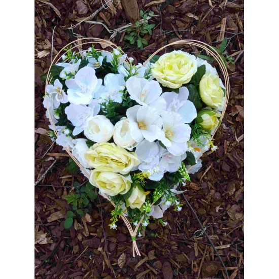 Composition Florale Funéraire - Coeur de Fleurs - Oslo Blanc