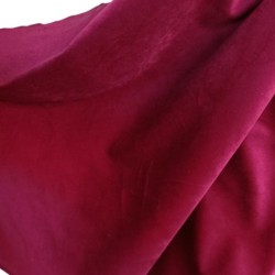 Tissu velours bordeaux 1,45 x 20 m – grossiste en déco de Noël