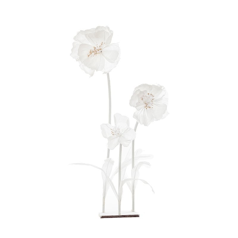 Bouquet de 3 fleurs géantes blanches sur socle H.110 cm - grossiste en décoration de vitrine
