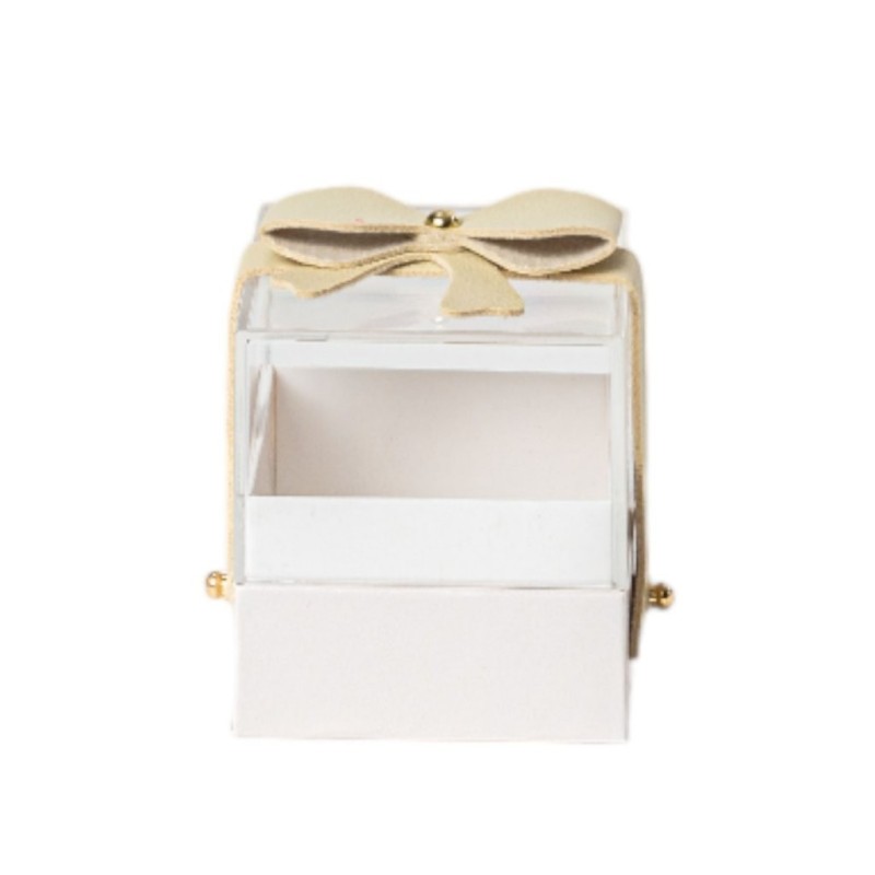 Petite boîte cadeau blanche en plexiglas avec nœud 6 5 x 6 5 H.7 cm - grossiste en boîtes à roses