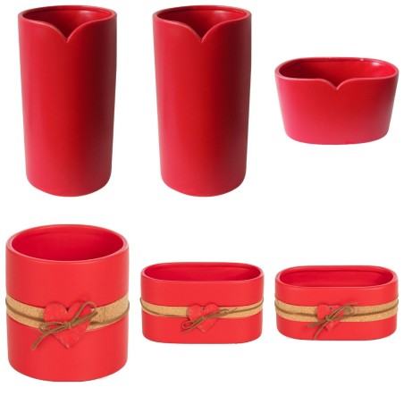 Étagère de Saint-Valentin : pots, vases et jardinières rouges à cœur garnis de roses – grossiste en contenants