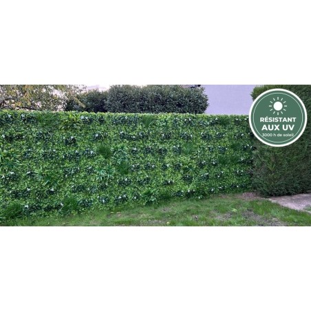 Détail des fleurs blanches du mur végétal artificiel 100 cm, vente en gros pour fleuristes