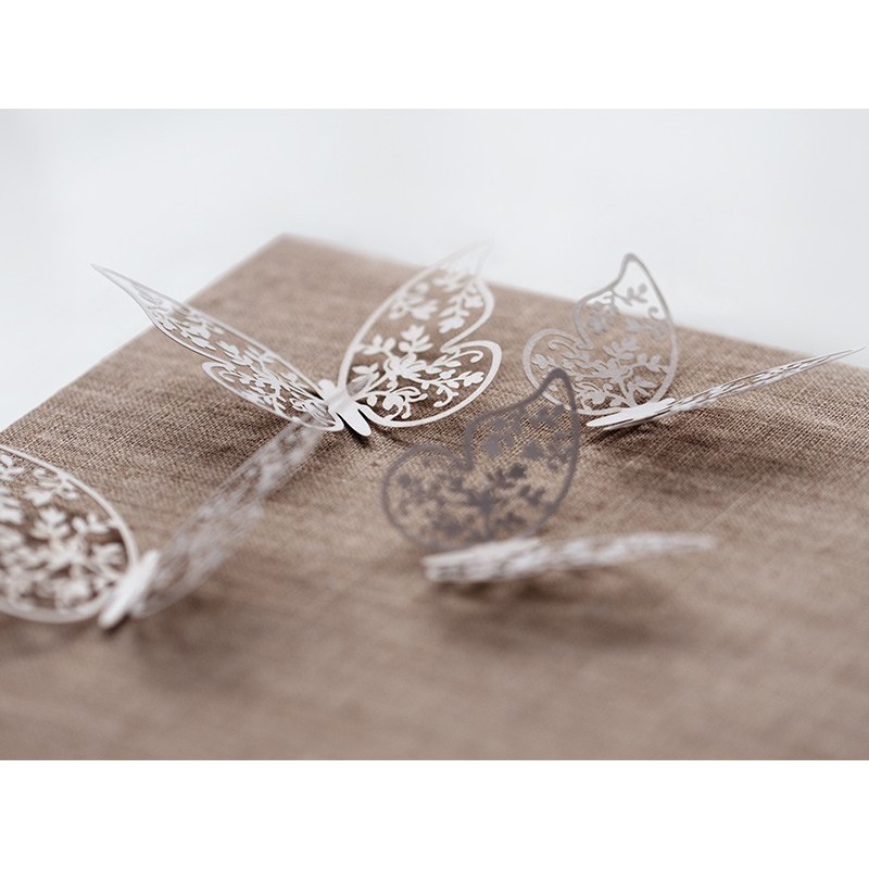 Papillon en papier décoratif 8x5cm  par 10 pièces ++