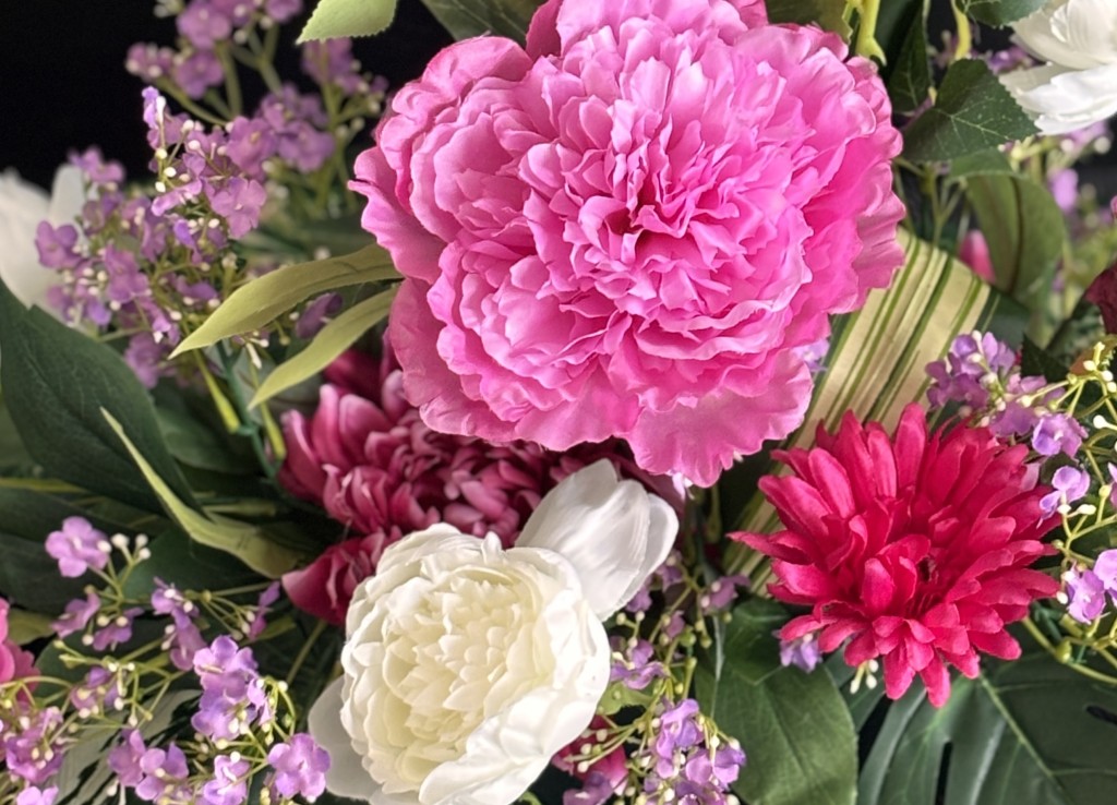 Les fleurs artificielles anti-UV existent-elles vraiment ?